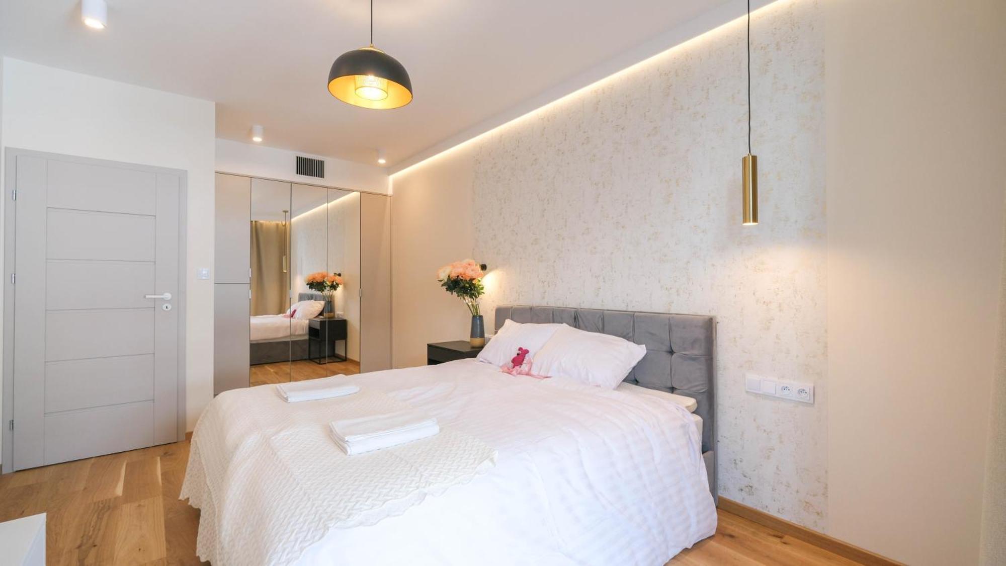 Luxury Apartment Free Parking Wawel Castle 2 Minutes Cracovie Extérieur photo